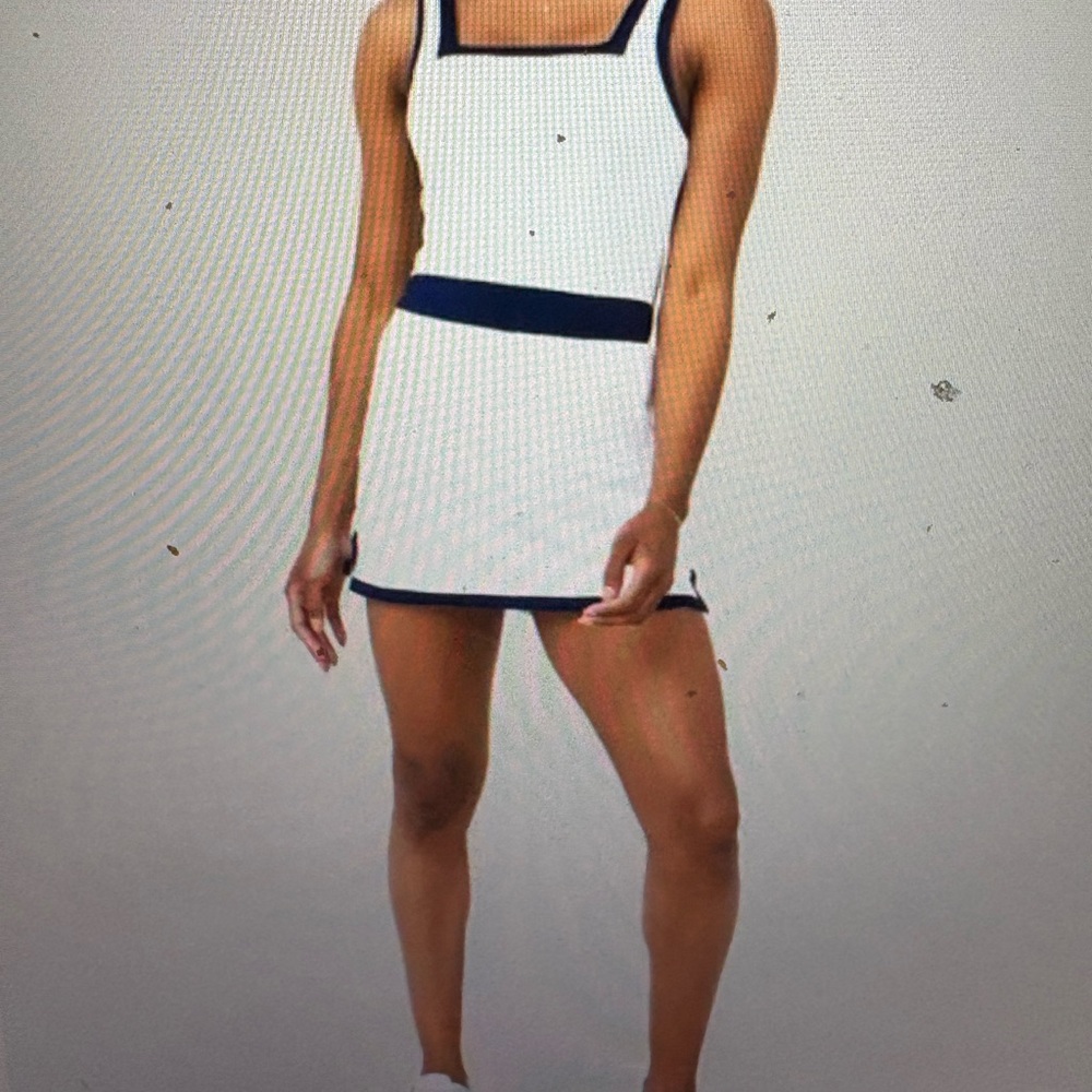 Addison Bay NWT women’s rally dress with built in shorts. So cute!